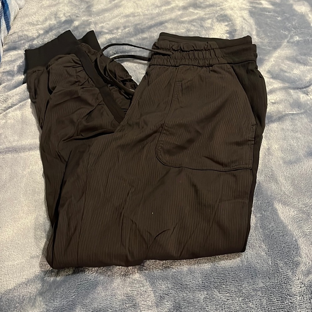 Lululemon beyond the studio jogger